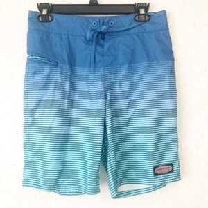 Vineyard Vines Board shorts Sz 28
